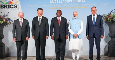 brics summit in russia   कजान में पीएम मोदी का ग्रैंड वेलकम  रूसी लोगों ने कृष्ण भजन से किया स्वागत
