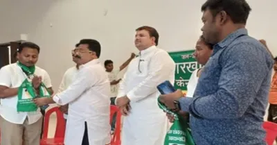 jharkhand politics   झामुमो कांग्रेस में 70 सीटों पर सहमति  11 सीटें राजद और वामदलों के लिए छोड़ी
